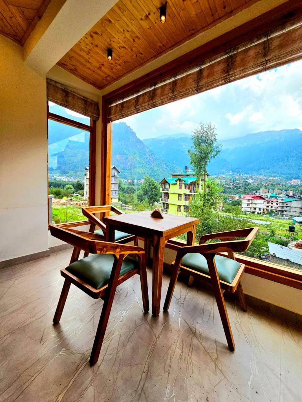 Meraki Khang Manali Exteriör bild